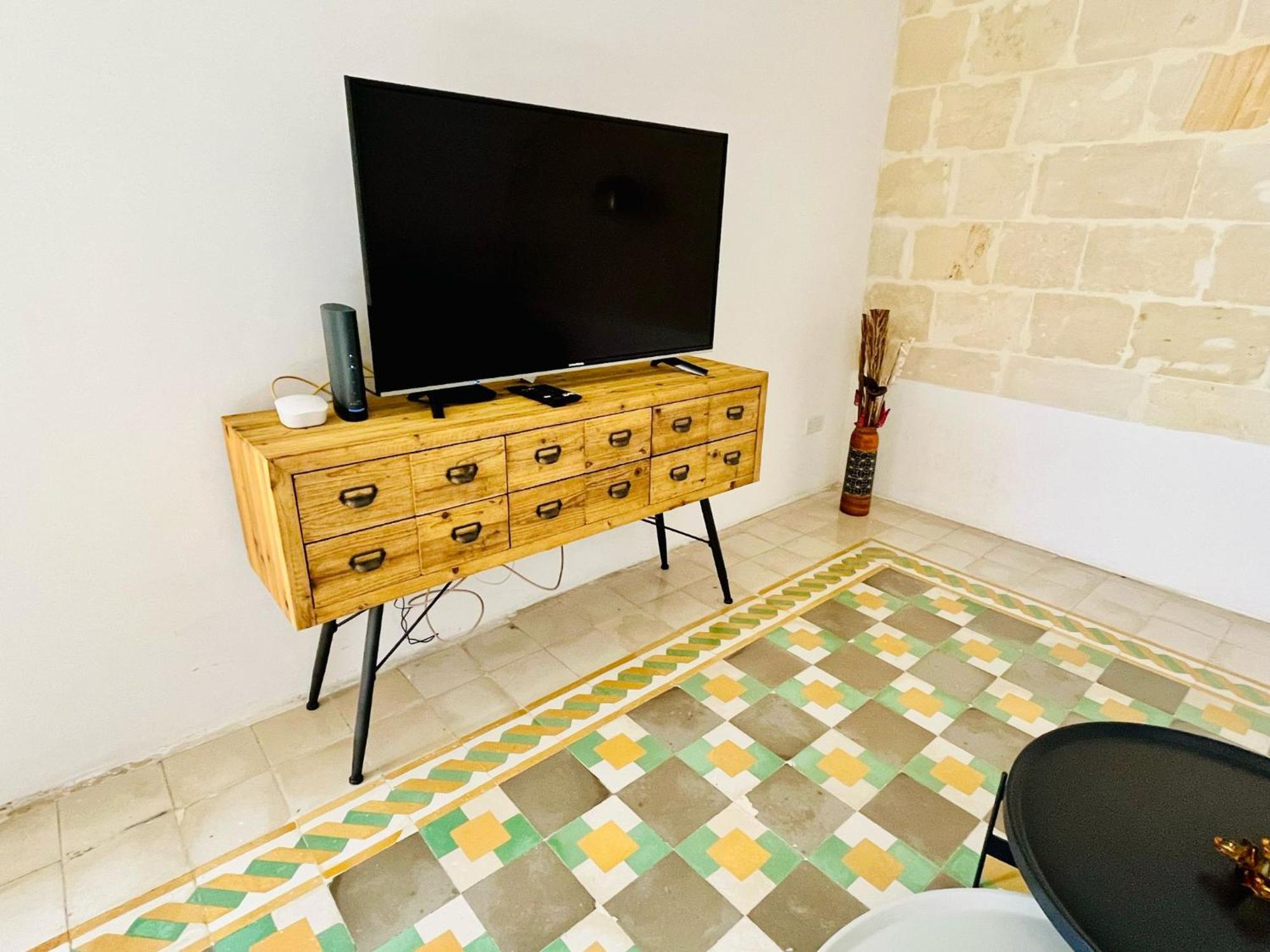 Cozy Charming Apartment In Old Bakery Street Valletta Ngoại thất bức ảnh
